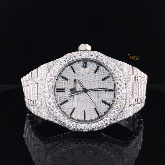 Luxury Iced Out Silver Automatic Diamond Watch with Full Pave Bracelet Custom Bezel High End Jewelry Timepiece for Men and Women swandiamond