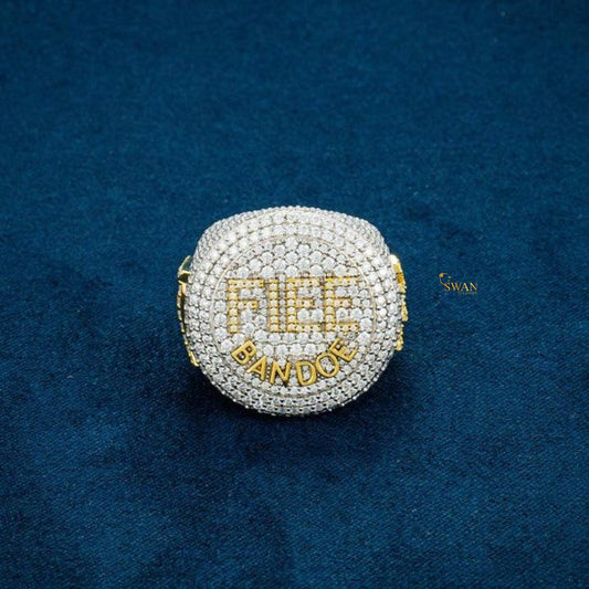 Hip Hop ring Custom Iced Out Diamond Ring with FIEE Bandoe Letter Design Micro Pave Round Diamonds Gold and Silver Jewelry SwanDiamond