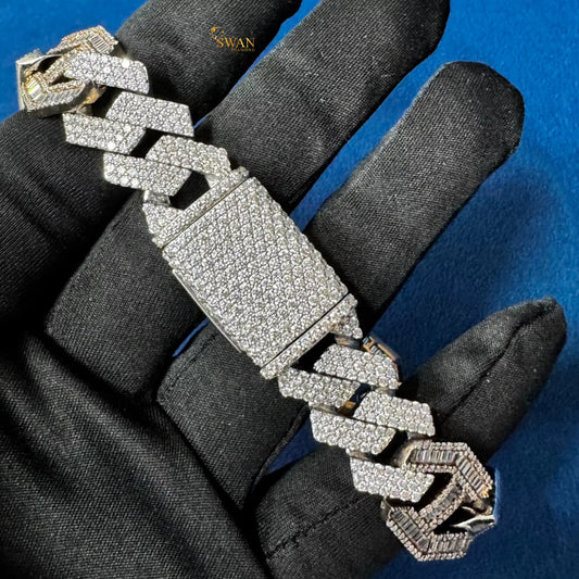 Elegant Rose Gold Diamond Cuban Link Chain Bracelet with Full Pave Iced Out Design Premium Statement Jewelry for Everyday or Events swandiamond