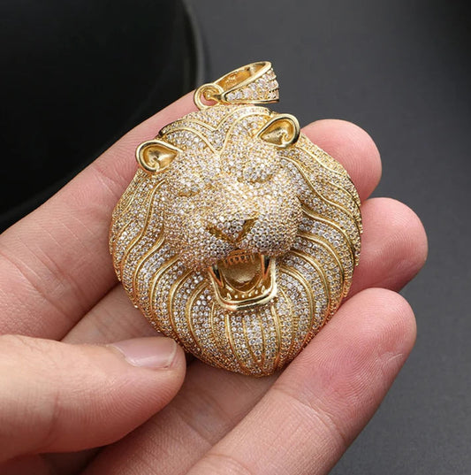 Custom Hip Hop Lion Head Pendant Studded With Round Brilliant Cut Moissanite Diamonds