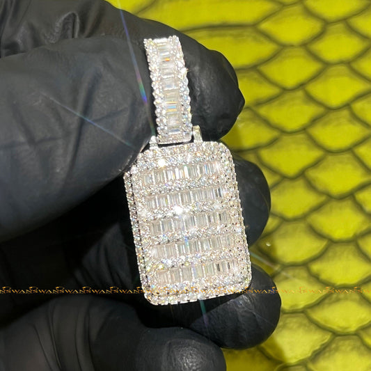 Gorgeous Looking Hip Hop Round And Baguette Cut VVs Moissanite Diamonds Iced Out 925 Sterling Silver Pendant For Unisex