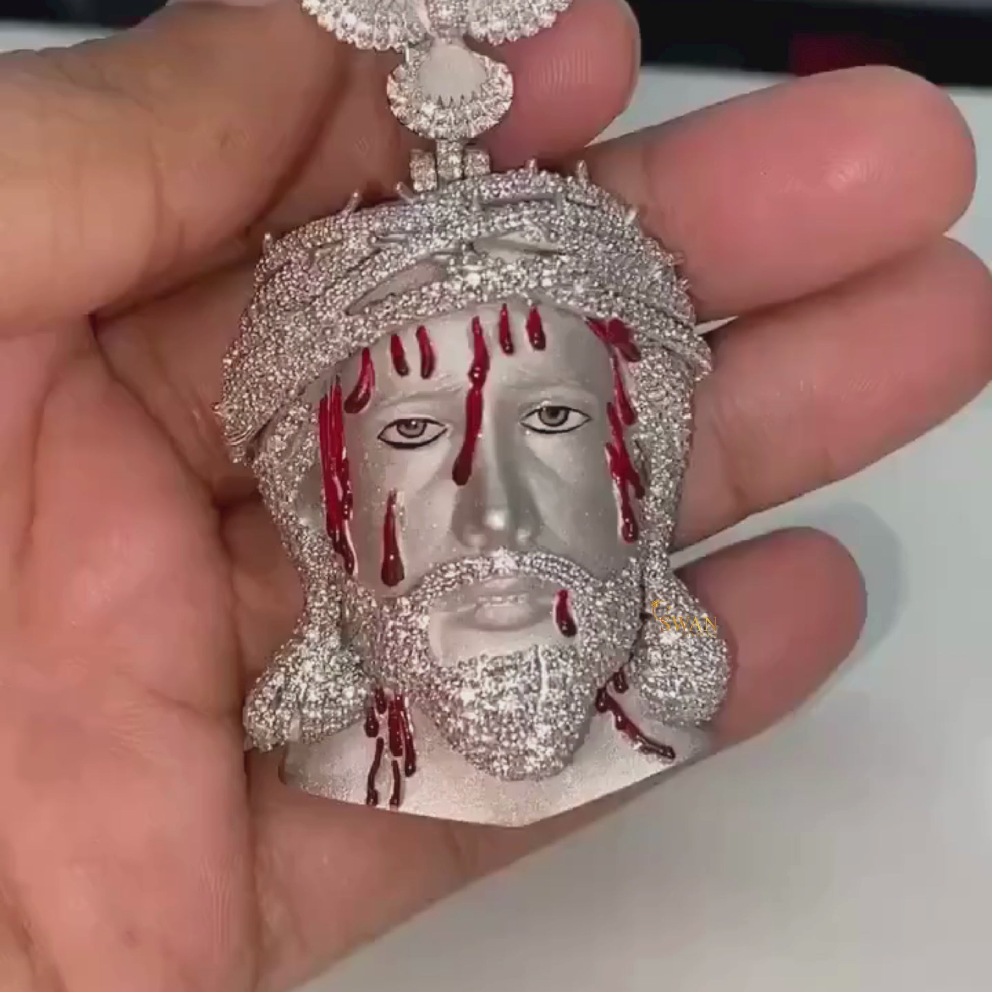 Luxury Hip Hop Iced Out Jesus Face Pendant with Red Detailing and Angel Bail VVS Moissanite Diamonds Necklace for Men swandiamond