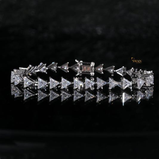 Luxury Luxury Trillion Cut Diamond Tennis Bracelet in Silver with Sparkling Natural Stones Elegant Statement Jewelry for Men and Women Diamond Tennis Bracelet in Silver with Sparkling Natural Stones Elegant Statement Jewelry for Men and Women swandiamond