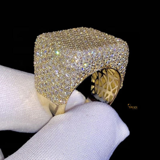 Hip Hop Bold Square Gold Diamond Ring Full Pave Iced Out Luxury Statement Jewelry Sparkling Cocktail Pinky Ring for Men SwanDiamond