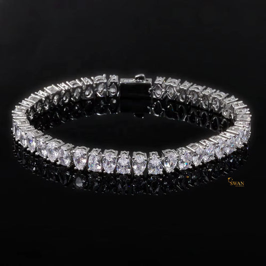 Elegant Pear Cut Diamond Tennis Bracelet in White Gold Sparkling Natural Diamond Jewelry Timeless Luxury Statement Gift for Her swandiamond
