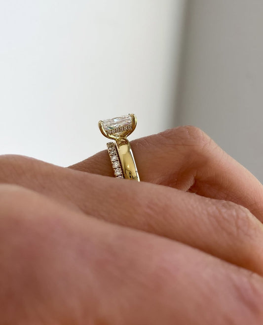 3Ct Radiant Cut Moissanite Diamond Ring With Thick Band