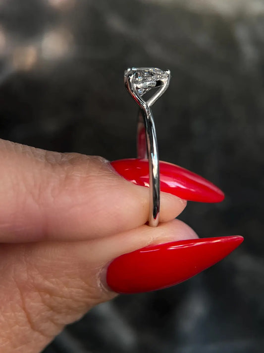 Vintage Moissanite Diamond Heart Solitaire Ring For Women