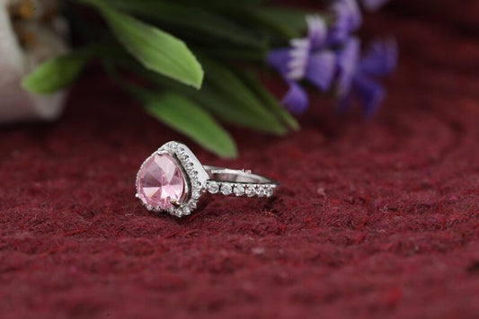 7mm Heart Shape Pink Moissanite Engagement Ring
