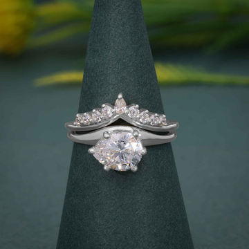 Pear Shape Moissanite-Grown Diamond Bridal Set Ring with Matching Band
